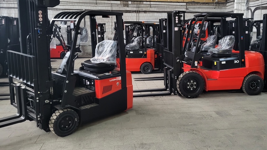 Тест-драйв складской техники на нашем складе в Жуковском